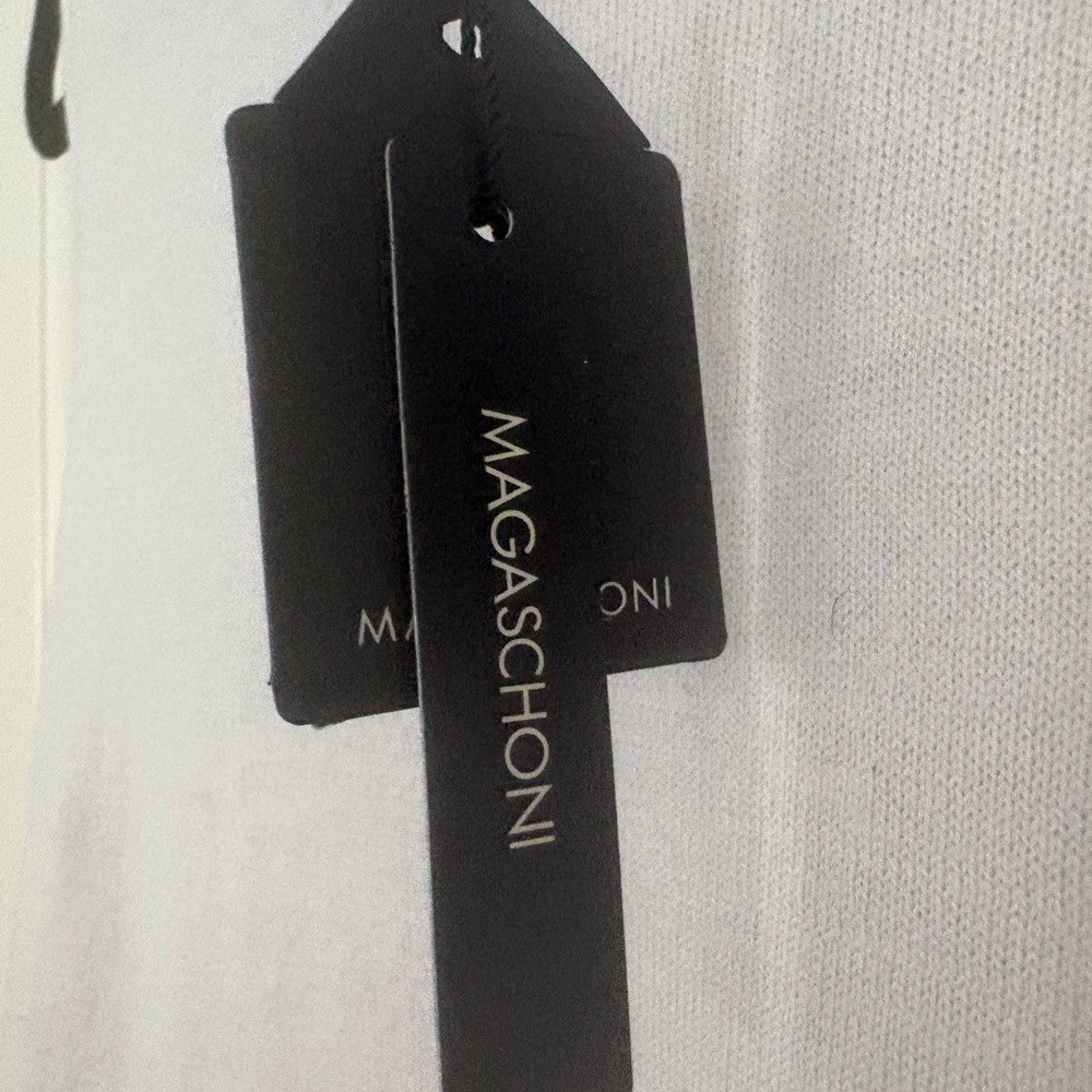 NWT- Soft Magaschoni Sleeveless Turtleneck Top in Light Lavender, S - Picture 2 of 4